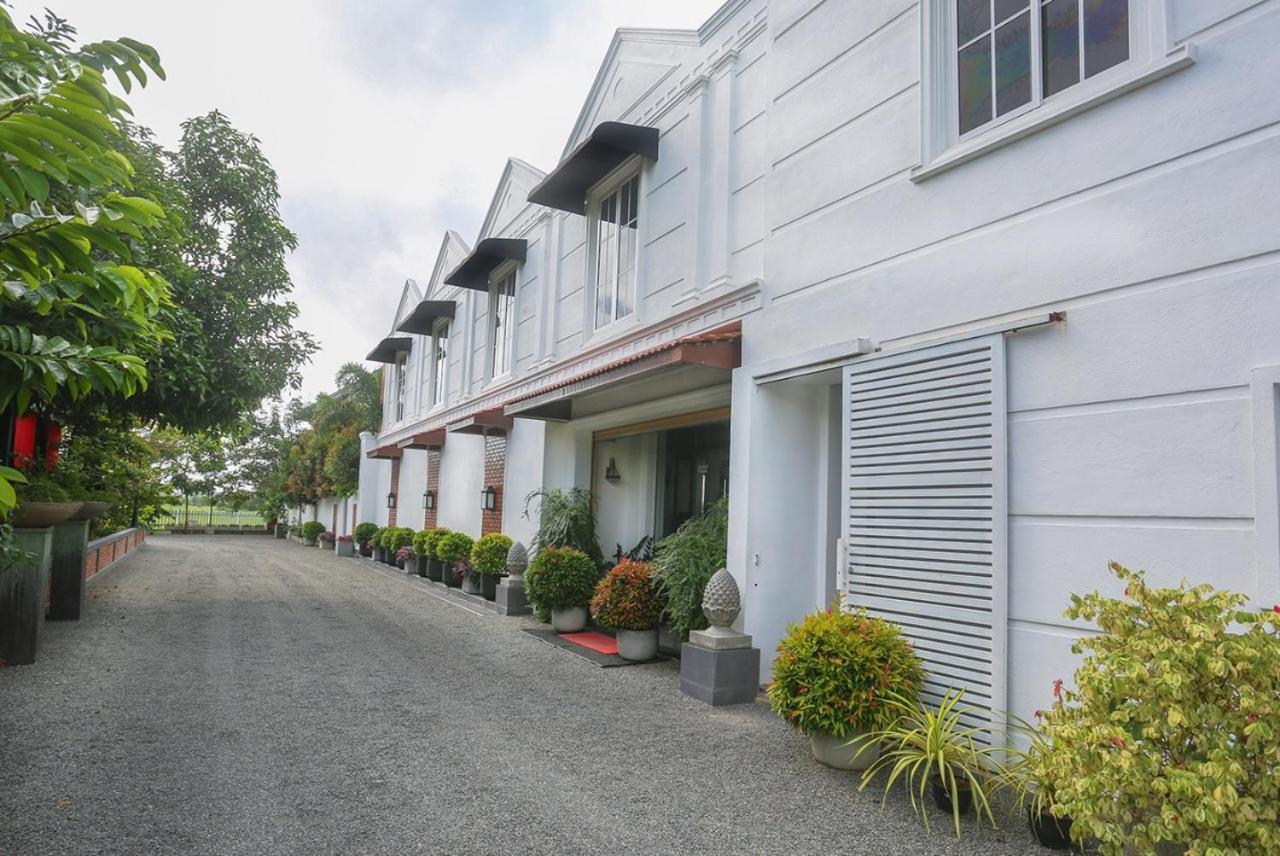 Akash By Dbi Hotell Gampaha Eksteriør bilde